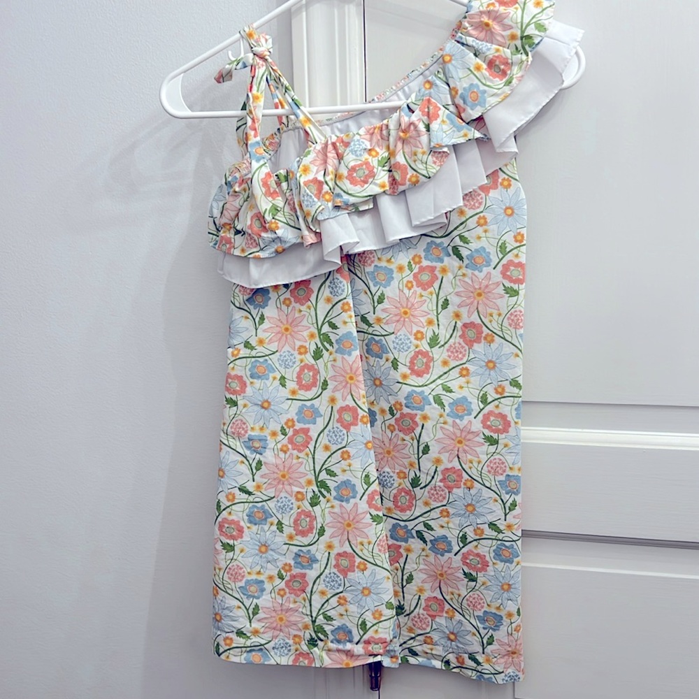 Bella Bliss dress size 8 ruffle shoulder dress